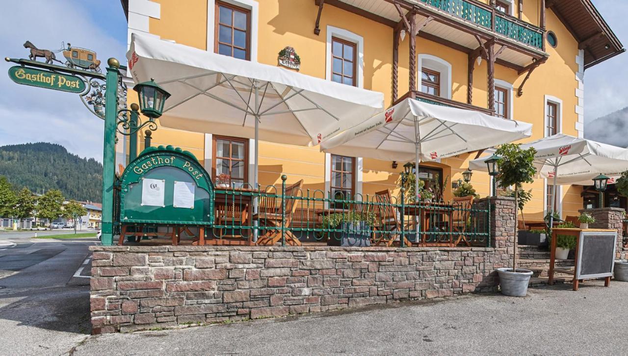 Gasthof Post St. Martin Am Tgb. 圣马丁安提奈各布里奇 外观 照片